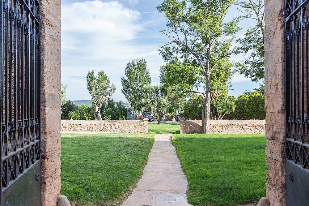 Reads Balance Hotel Santa Maria del Cami  Exterior photo
