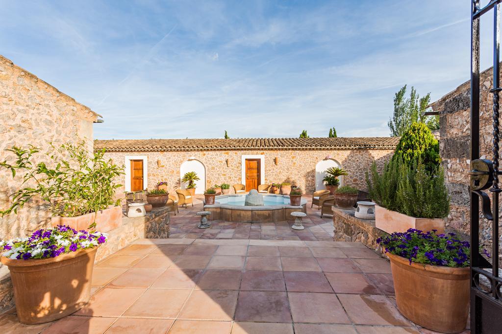 Reads Balance Hotel Santa Maria del Cami  Exterior photo